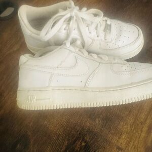 Air Force 1. Nike White Low-Top Sneakers